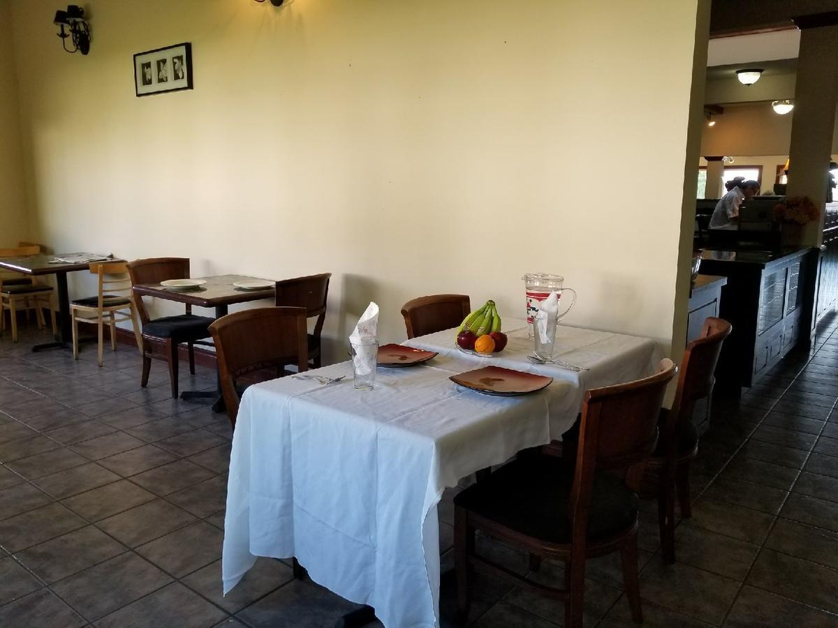 Nirvana Inn & Grill Ellensburg Εξωτερικό φωτογραφία